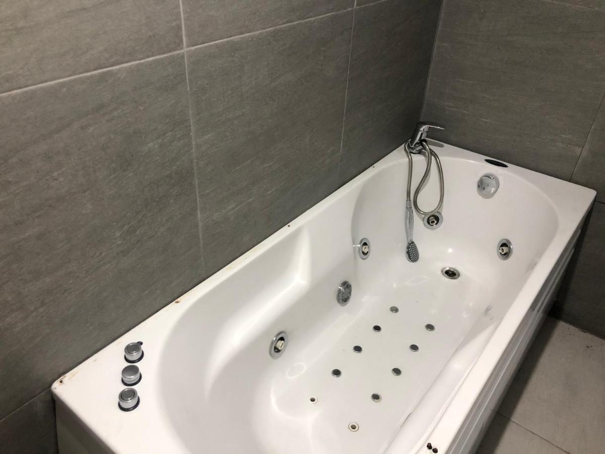 קרגיובאק Attico Spa מראה חיצוני תמונה